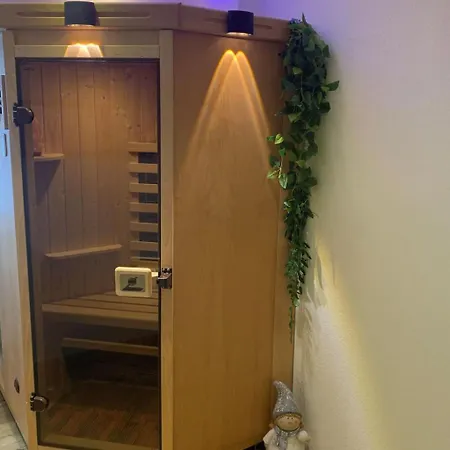 Stadtpark-oase- Ruhig- Zentral- Balkon- Sauna By Interhome Apartment