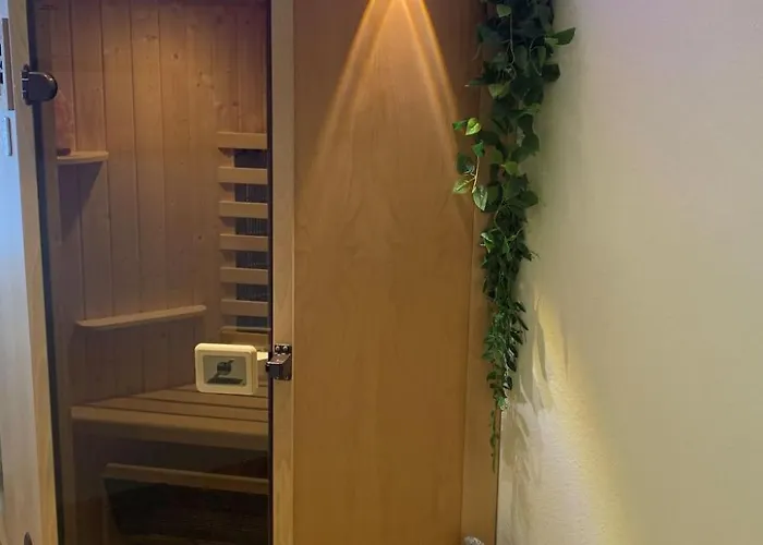 Stadtpark-oase- Ruhig- Zentral- Balkon- Sauna By Interhome Apartment