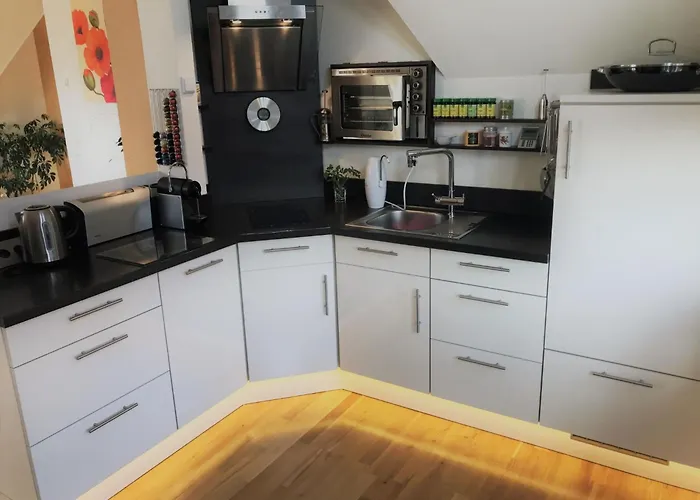 Apartamento Stadtpark-oase- Ruhig- Zentral- Balkon- Sauna By Interhome *